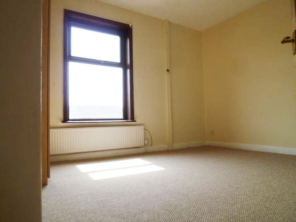 House to Let in middleton Manchester
